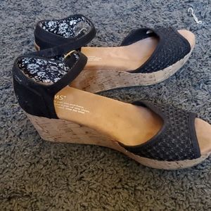 Toms wedge